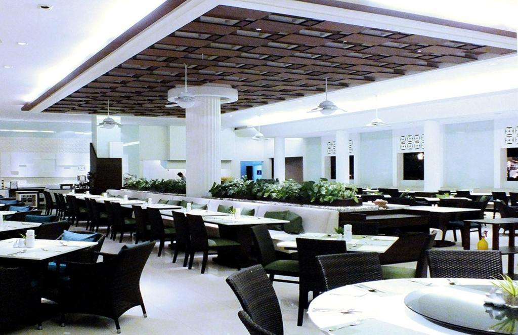 Methavalai Hotel Cha-Am Bagian luar foto
