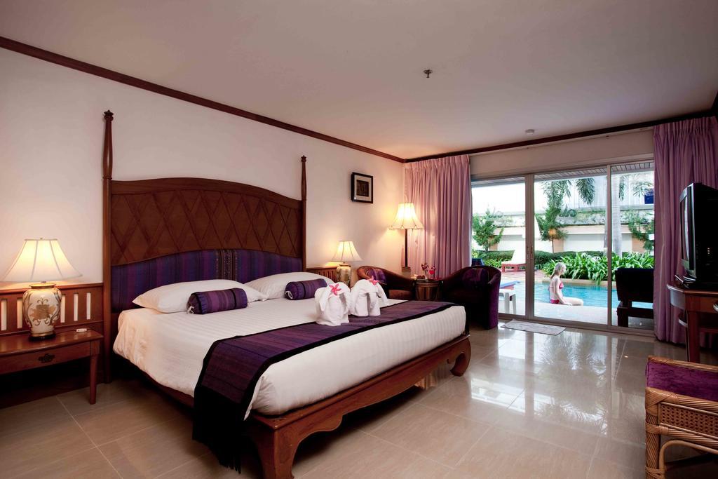 Methavalai Hotel Cha-Am Bagian luar foto