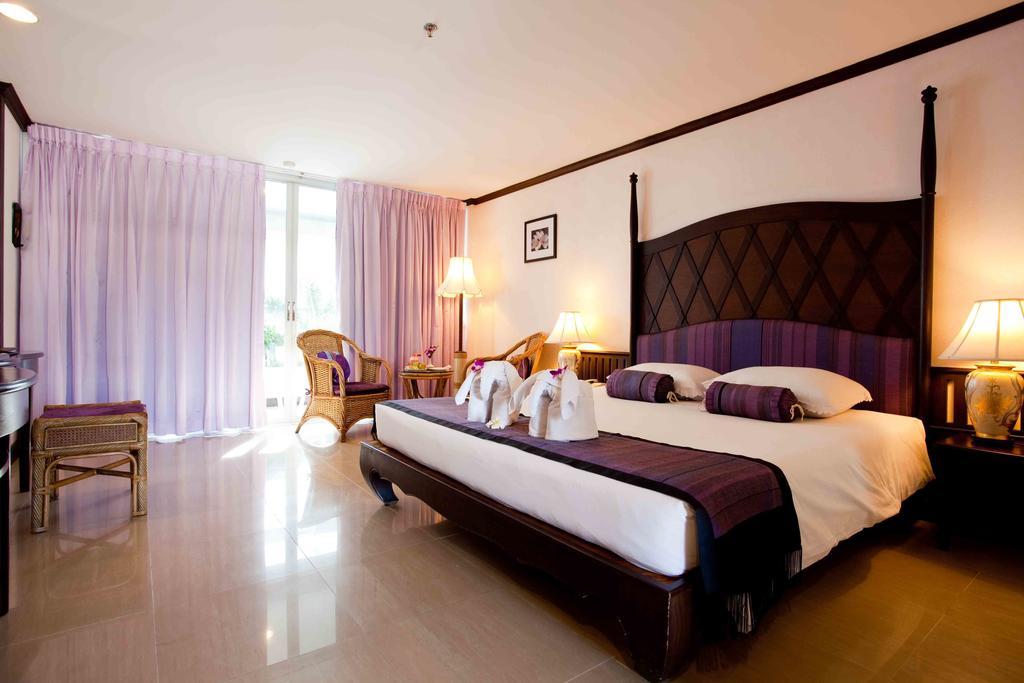 Methavalai Hotel Cha-Am Bagian luar foto
