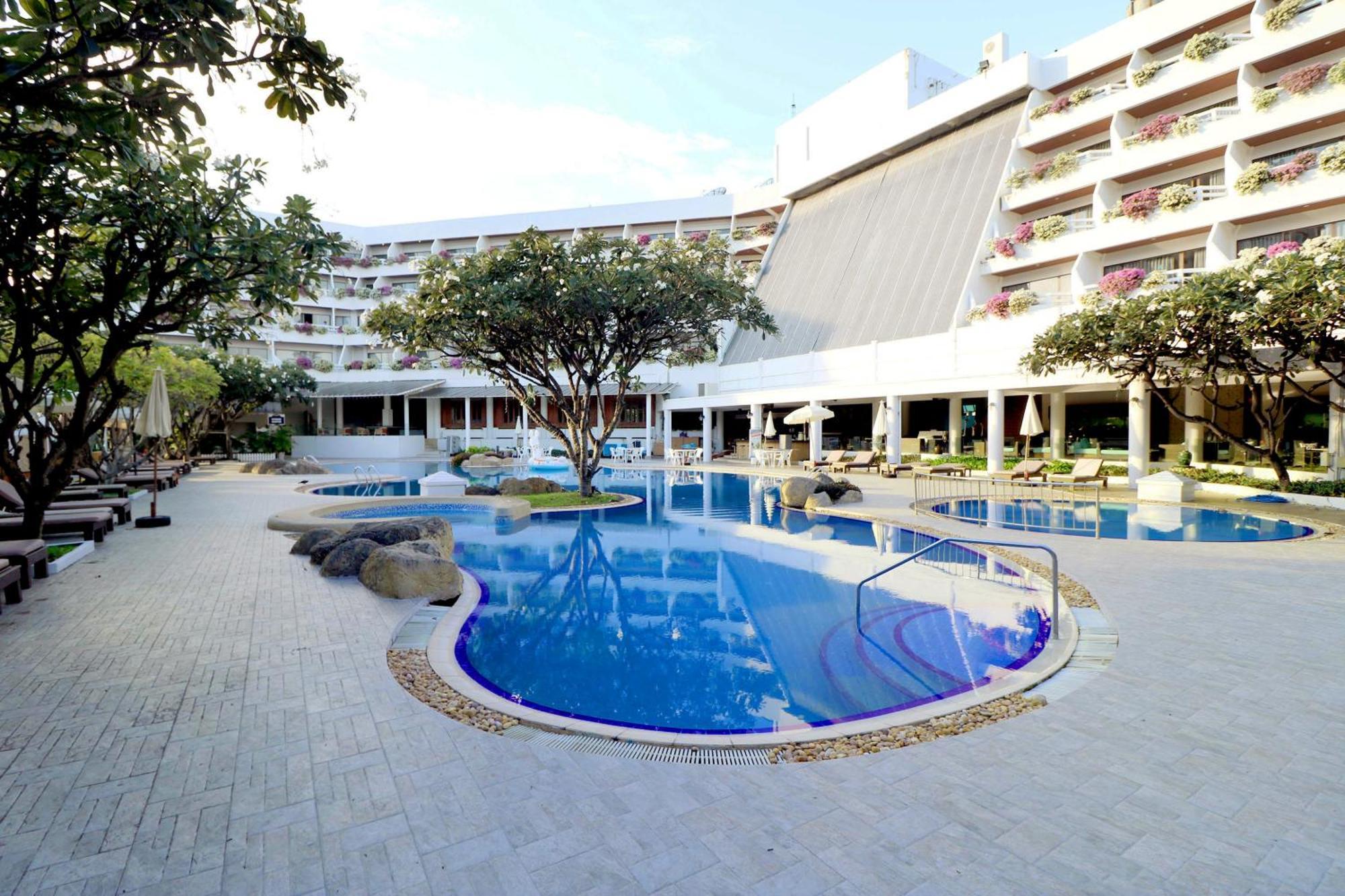 Methavalai Hotel Cha-Am Bagian luar foto
