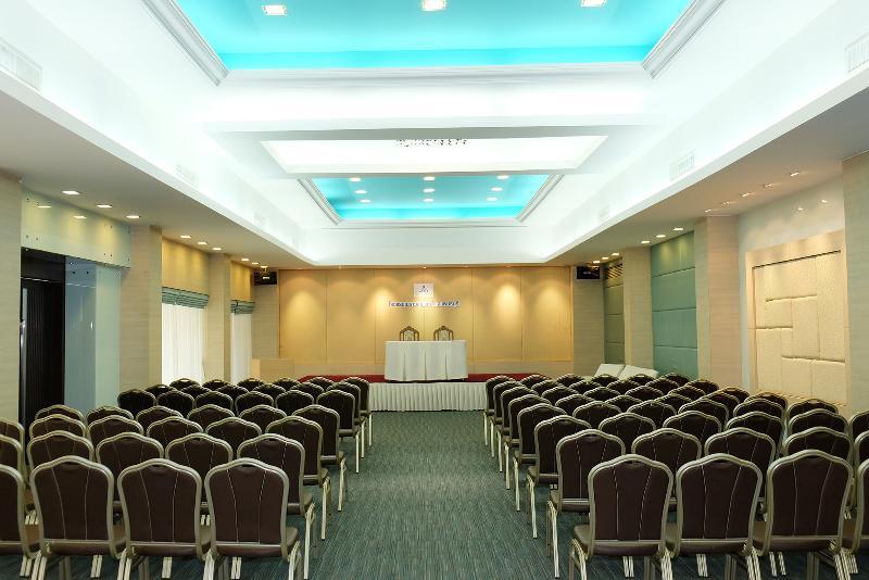Methavalai Hotel Cha-Am Bagian luar foto