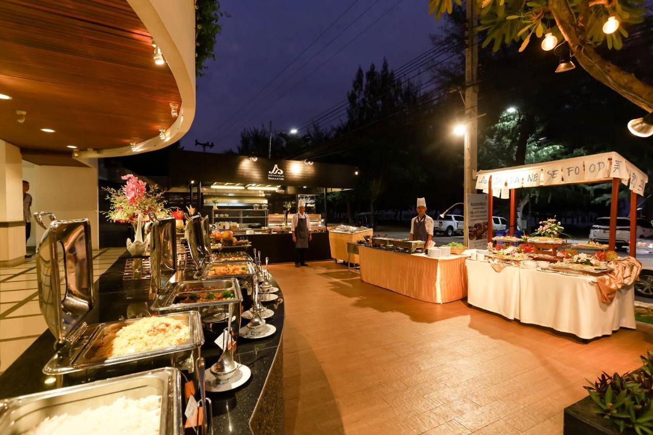 Methavalai Hotel Cha-Am Bagian luar foto