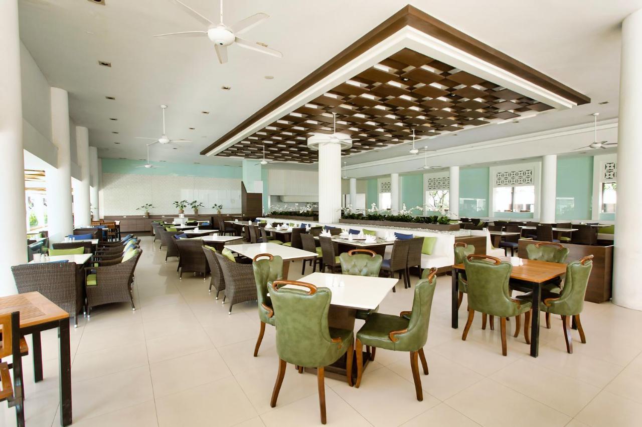 Methavalai Hotel Cha-Am Bagian luar foto